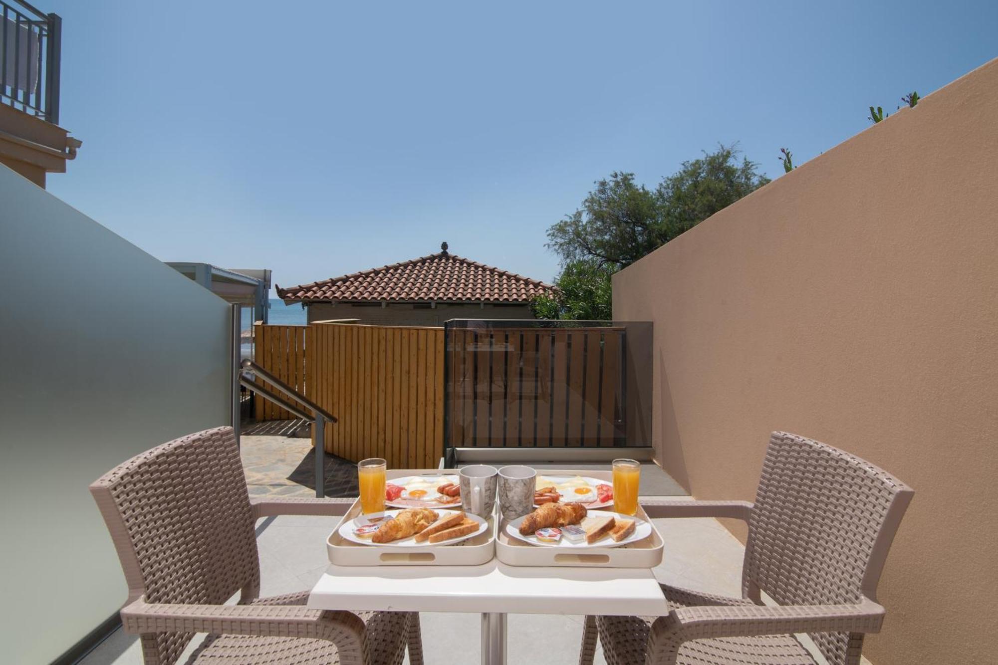 לגאנאס Sea Diamond Suites מראה חיצוני תמונה