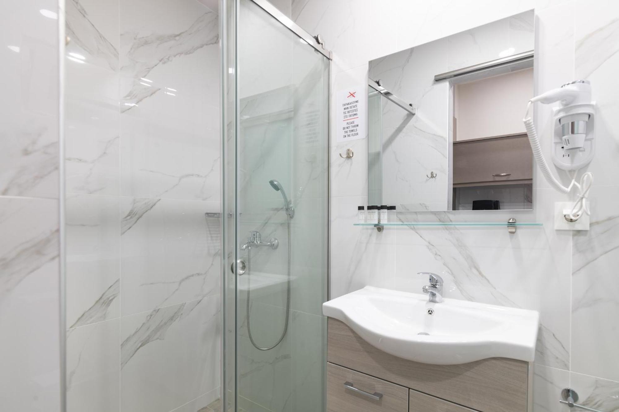 לגאנאס Sea Diamond Suites מראה חיצוני תמונה